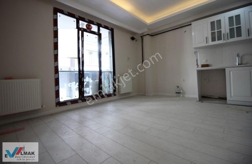 Evalmak'tan Söğütlüçeşme Mah.de Meydana Yakınn 2+1 Fırsat Daire