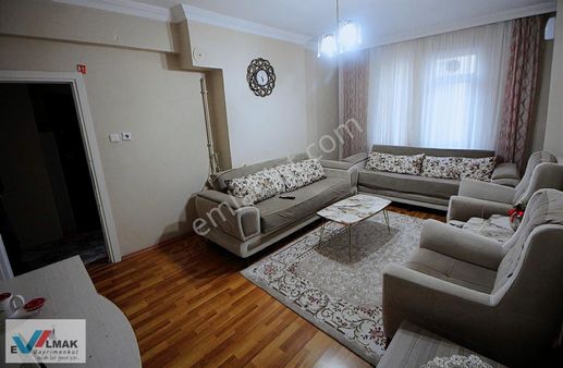 Evalmak'ta Tevfikbey Mah.de Çok Güzel Konum'da Satılık 2+1 Daire