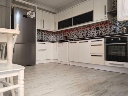 Bergama Zeytin Park Mevki Asansörlü Doğalgazlı Ara Kat 3+1 Geniş Daire Kiralık