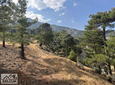 Pozantı Selçuk Emlaktan Bozkırlı Mev. İmarlı Satılık Arsa