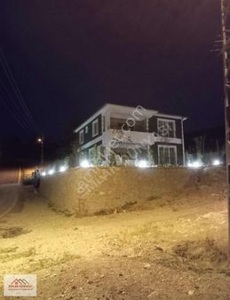 Ayaş Merkezde 2 Katlı Sıfır Ev Ve Hazır Düzen Bahçesi