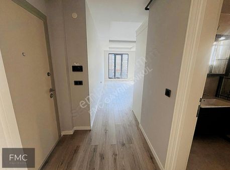 Fmc Semih'ten Cağaloğlu Bulv. Yakın I Arakat, Cam Balkonlu 1+1