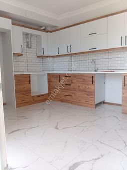 Aysu Konut Emlaktan Kiralık 2+1 Sıfır Ara Kat Asansör Lü Doğalgazlı Manisa Akhisar Cumhuriyet Mah.