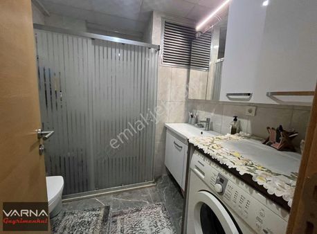 Menderes Merkez'de Satılık 2+1 80 M2 Doğalgazlı Kombili Daire