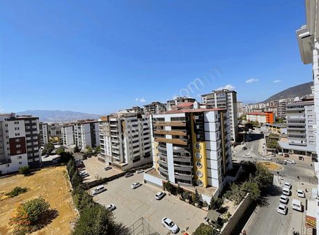 Merkezi Konumda Masrafsız Lüks Yapım Satılık 4+1 Daire