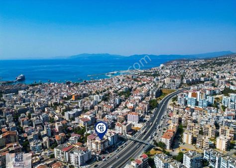 Kuşadası Merkezde 3+1 Doğalgazlı Asansörlü Fırsat Daire