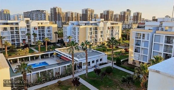 Mavişehir Albayrak2 Sitesi Satılık Özel 4+1 Teraslı Çatı Dublex
