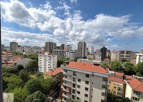 Suadiye'de 2+1 Havuzlu Güvenlikli Sitede Lüks Sıfır