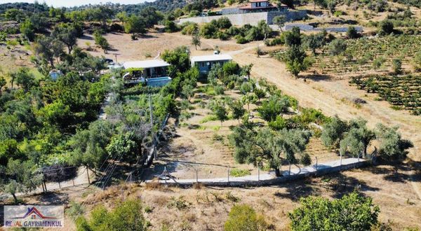 Real'den Orhanlı'da 2300 M2 İçerisinde 4+1 Havuzlu Müstakil Ev