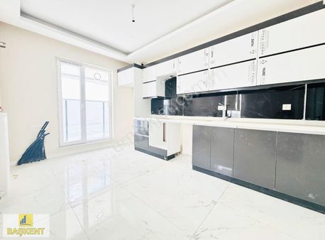 Başkent Gayrimenkul'den Uygun Fiyatlı Geniş Kullanışlı 2+1 Daire