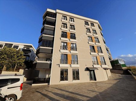 Reyhan Gayrimenkul'den Satilik Samsun İlkadim Kalkanci Mah. 3+1