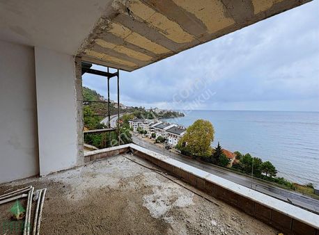 Delta Premium Gayrimenkul'den Deniz Manzaralı 3+1 Satılık Daire!