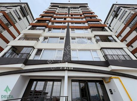 Doğapark Evleri'nde Deniz Manzaralı Lüks Kiralık Daire!