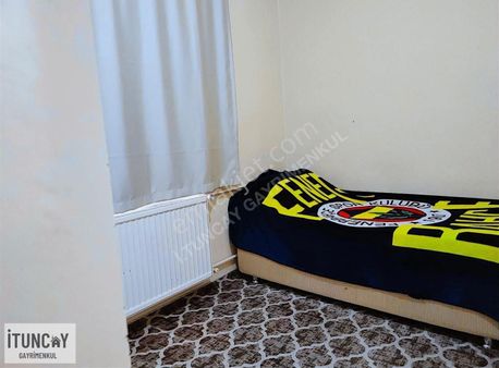 Tuncay'dan Çarşı Merkezde Satılık 3+1 Daire