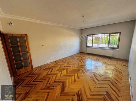 Şems'ten Buharada Müstakil Tadında Bahçeli Geniş 3+1 Daire