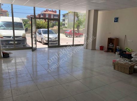 Selim Sultan Mh. Fırın Ruhsatlı 110 M2 Satılık Dükkan