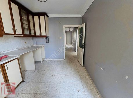 Mavi Bulvarda Çok Geniş 3+1 Kapalı Mutfaklı Temiz Daire