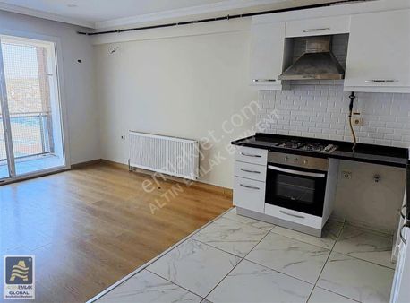 Cumhuriyet Mahallesi Kiralık 1+1 Balkonlu Daire