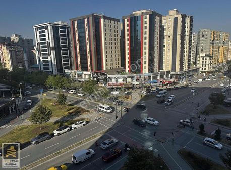 Esenyurt Story 2 Sitesinde Merkezi Konumda Satılık 3+1 Daire