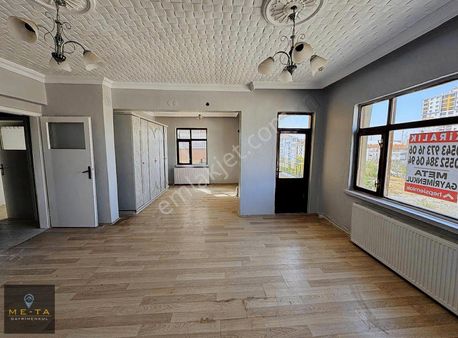 Me-ta Gayrimenkulden Eski Hastane Karşısı Kiralık Fırsat Daire!