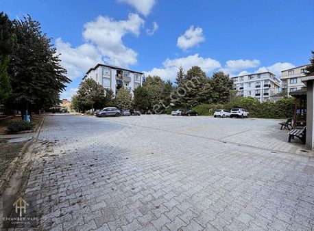 Samandıra Osmangazi Mh.site İçi Satılık 2+1 Daire İskan+otopark