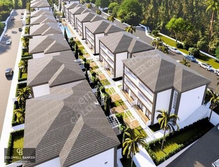 Villakent'te Havuzlu Sitede Geniş Bahçeli Satılık 2+1 Flat Daire