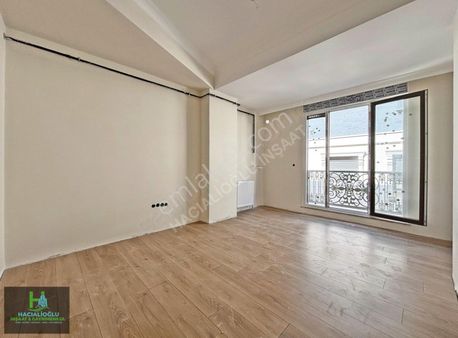Hacıalioğlu'ndan Küçükyalıda Sıfır Binada 3.kat 2.5+1 Lüks Daire