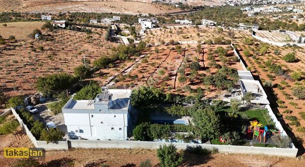 Bilek Tek Tapu Herşeyi Hazır Havuzlu 2 Katlı Masrafsız Bağevi