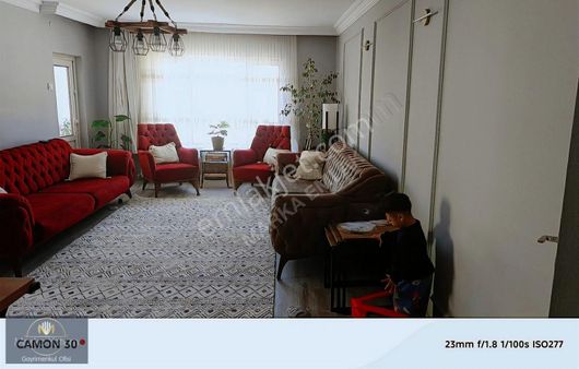 Sanatoryum Caddesinde 3+1 1 Oda Bağımlı Full+full Metro Yürüme