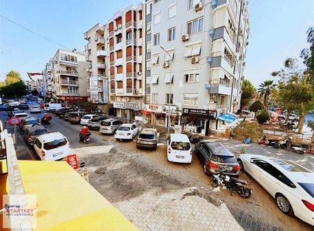 Bostanlı Merkezde Önü Açık Yeni Tadilatlı Kiralık Daire