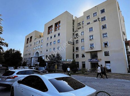 Bilkent Plaza A3 Blok Giriş Katı Bahçe Çıkışlı 200 M² Ofis