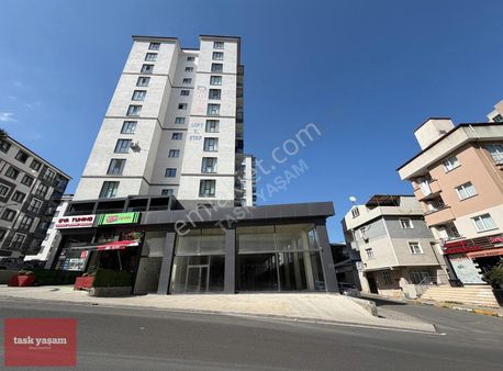 Tuzla Mimarsinan Mahallesinde Cadde Üzeri 1000 M2 Kiralık Dükkan