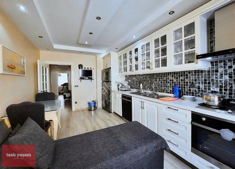 Gayrettepenin Kalbinde Genç Bina Da 155m2 Satılık Lüks 3+1 Daire