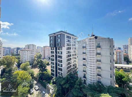 Suadiyede Marmaraya Yakın Sıfır Binada Balkonlu Satılık 3+1daire