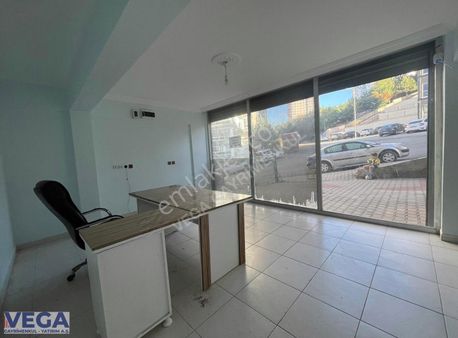 ▄vega▄gayrimenkul▄yatırıma Uygun Depolu Dükkan