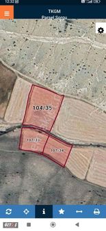 Su Kanalı Dibinde Üç Adet Bitişik Tarla