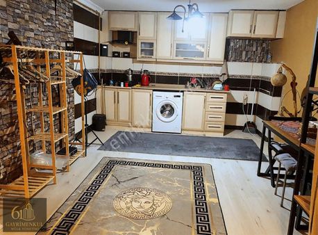 61 Gayrimenkul Den Satılık 1+0 Stüdyo Daire...