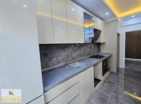 Hastaneler Yakını Full Yapılı Kendine Ait Bahçeli Geniş M2 3+1 !