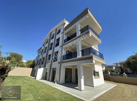 Güçlü Kardeşler Geniş Bahçeli 3+1 Bahçe Dubleksleri