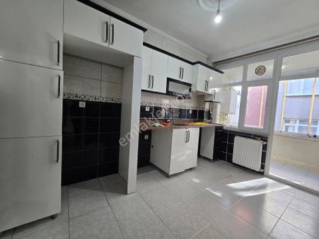 Pusula İnş.tan İsmetpasa Mah Cadeye Cok Yakın 105m2 2