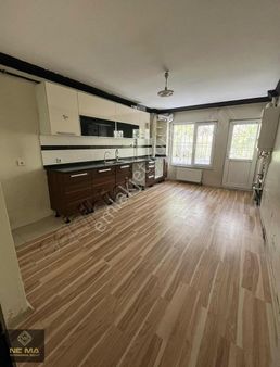 İkinisanda Yüksek Giriş Site İçerisinde Mülkiyetli 3+1 Daire