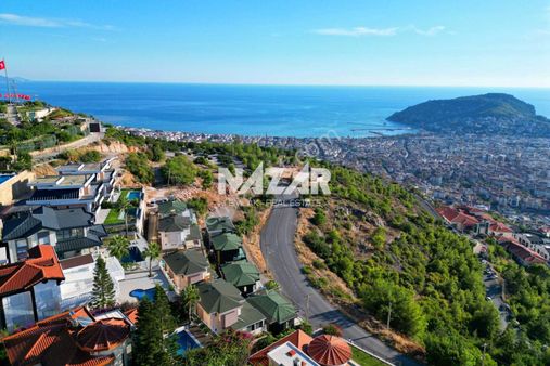 Alanya Bektaş’ta 2+1 Eşyalı Kiralık Lüks Villa