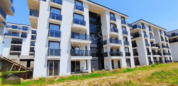 Alp Gayrimenkulden Almina Konaklarında 3+1 Arakat Asansörlü