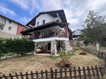 Sapanca Atta Emlaktan Site İçi Villa 6.500.000 Tl