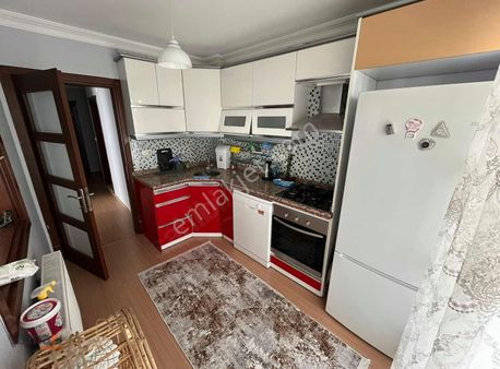 Bergama Soma Asfaltı Üzerinde 2+1 Eşyalı Kiralık Daire