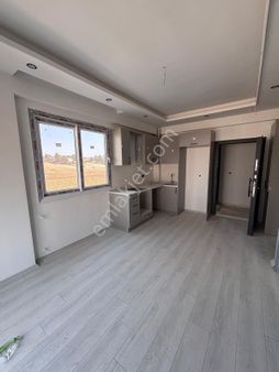 Sarıçam Gültepede Oturuma Hazır Lüks İşçilikli 1+1 Kaçmaz Daire!!!