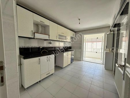 Yıldız'dam Merkezi Konum Cam Balkonlu Full Yapılı Katta 3+1 !!!