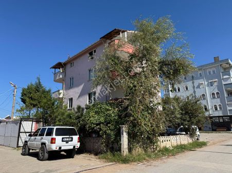 "haftanın Fırsatı" Karasu Sahilde Denize 20m Mesafede *müstakil Bahçeli* 1+1 Daire