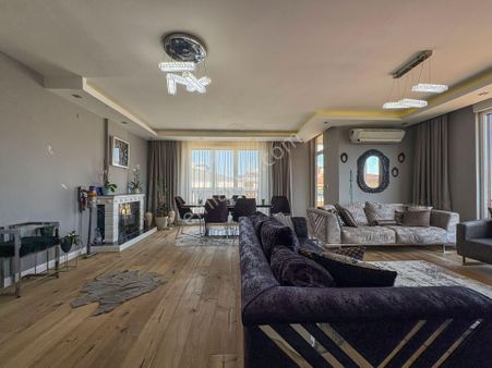 Marcity'den Bahçelievler Ömür Avm Yakını Emsalsiz 7+2 380m² Lüx