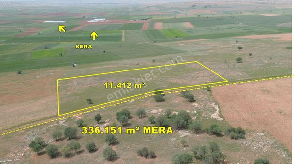 Akören Karahüyükde 11.412 M2 Müstakil Tapulu Tarla